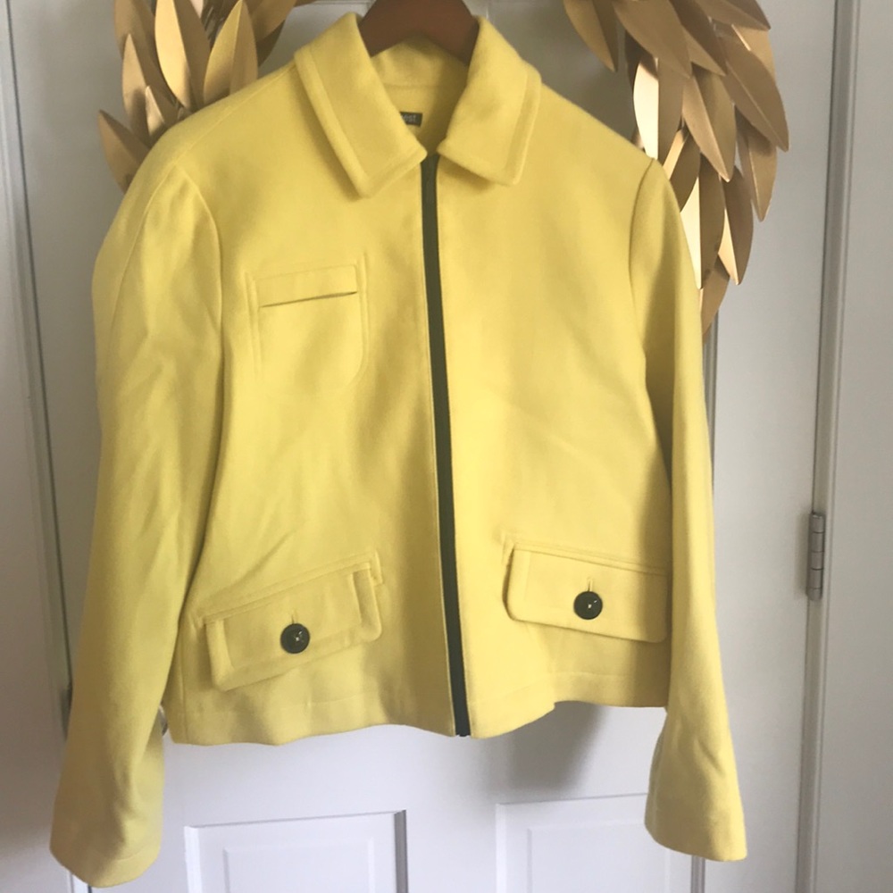 600 West bright yellow jacket.
